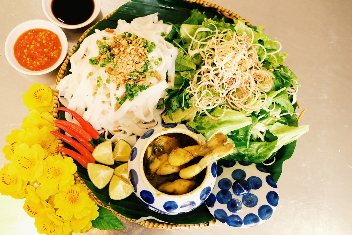 Không gian ẩm thực phục vụ các món ăn đặc trưng của Đà Nẵng